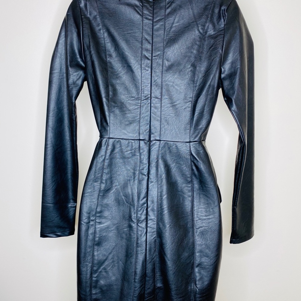 Missguided Black Long Sleeve Dress - Picture 3 of 5